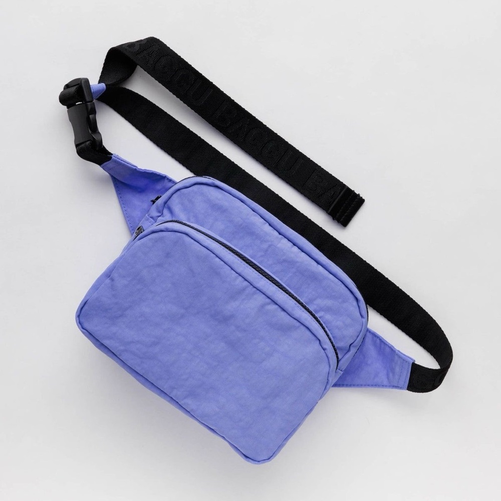 BAGGU Blue Belt Bag